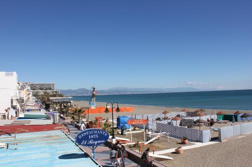 Apartamentos Guaquin Torremolinos Eksteriør bilde