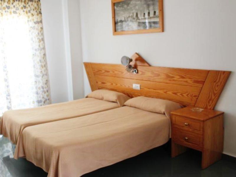 Apartamentos Guaquin Torremolinos Eksteriør bilde