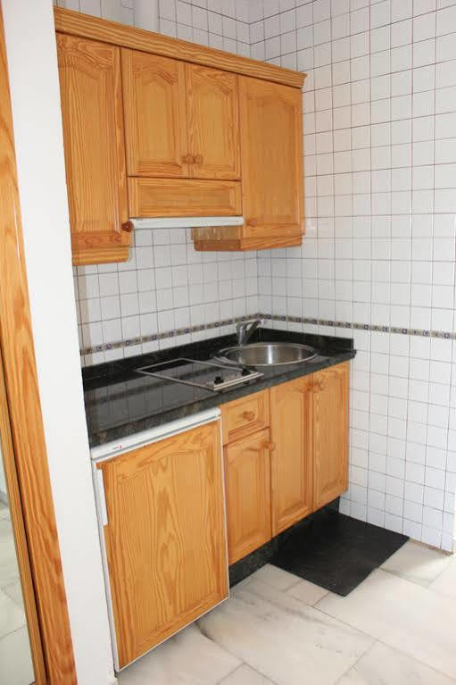 Apartamentos Guaquin Torremolinos Eksteriør bilde